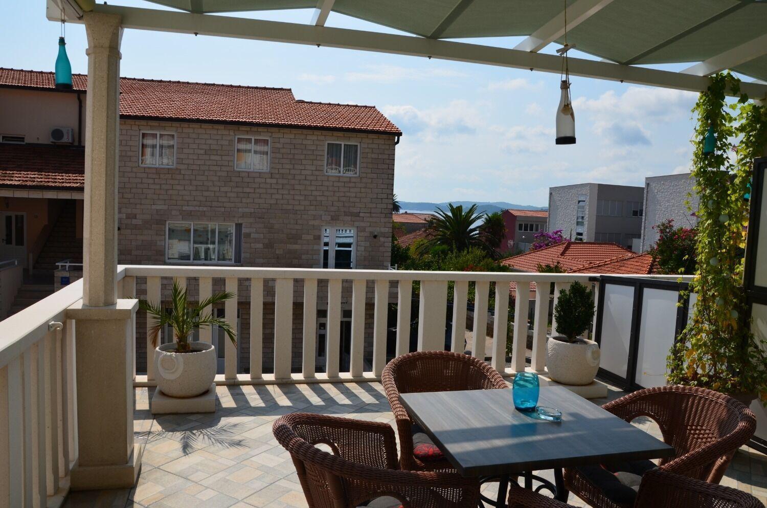 Apartments Dami - 100M From The Sea Orebic Exterior photo