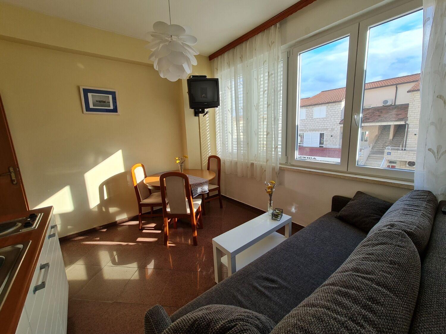 Apartments Dami - 100M From The Sea Orebic Exterior photo