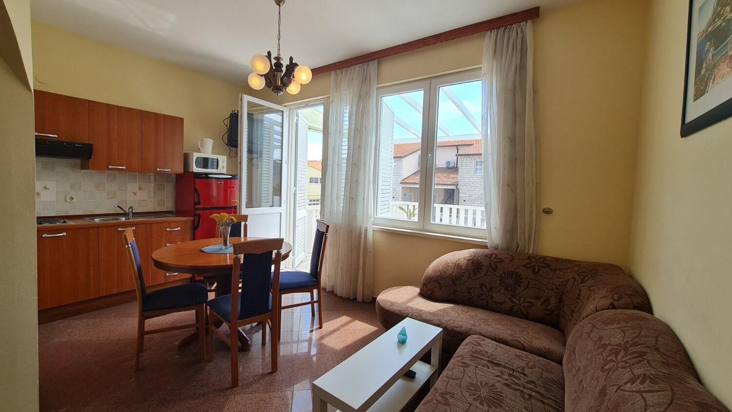 Apartments Dami - 100M From The Sea Orebic Exterior photo