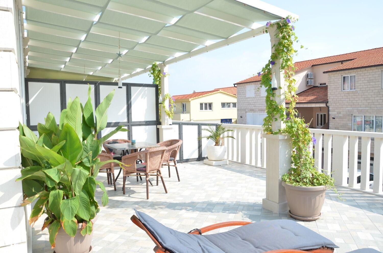 Apartments Dami - 100M From The Sea Orebic Exterior photo
